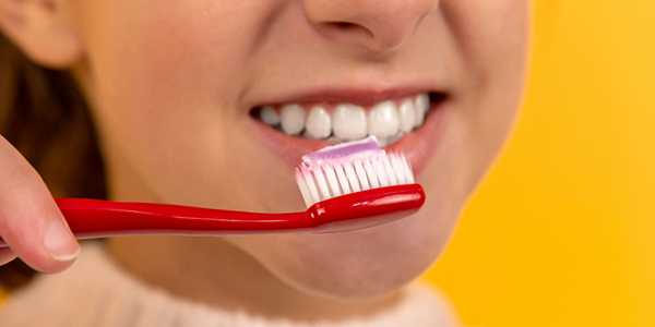 12 Best Whitening Toothpastes: Solutions For Every Type Of Stain