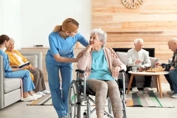 Luxury Senior Living: What It Is and How Much It Costs