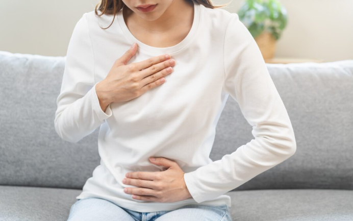 Diet And Lifestyle Changes To Help Deal With Acid Reflux