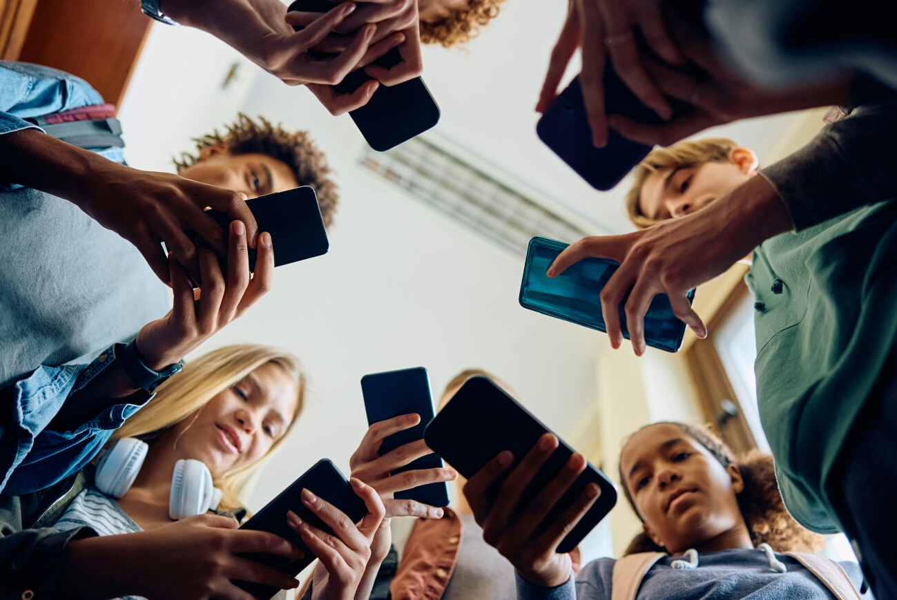 Embracing Connectivity: The Rise of Unlimited Mobile Plans